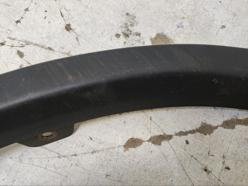 Накладка заднего крыла левого