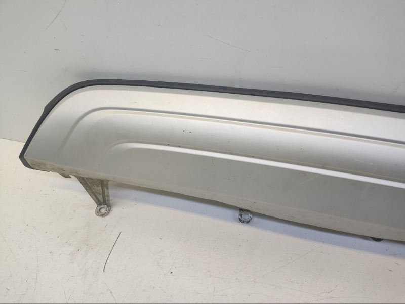 Спойлер заднего бампера