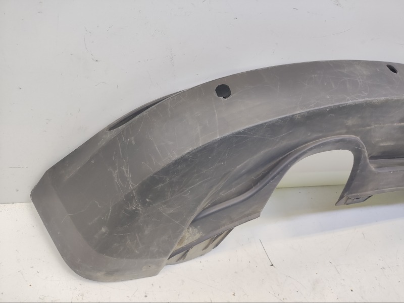 Спойлер заднего бампера