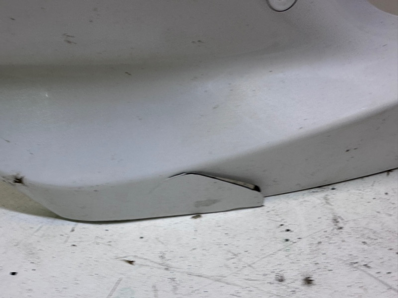 Бампер передний