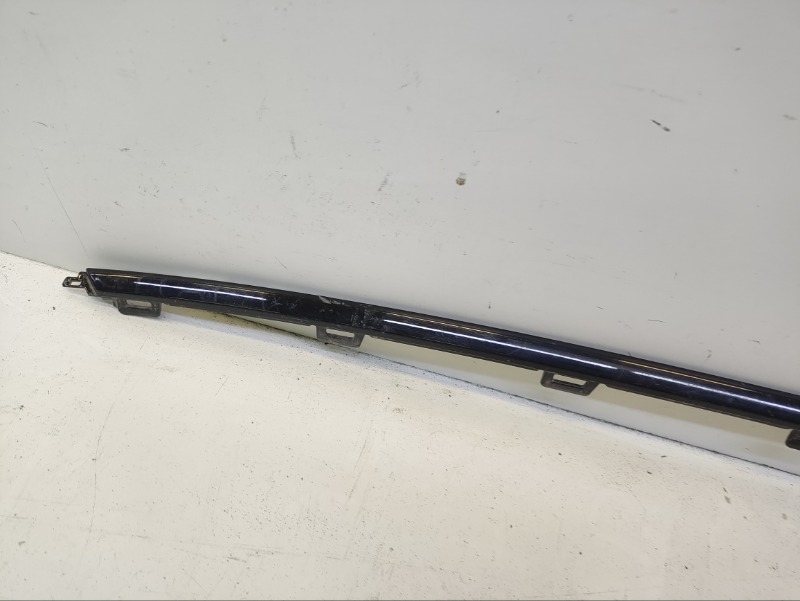 Молдинг заднего бампера