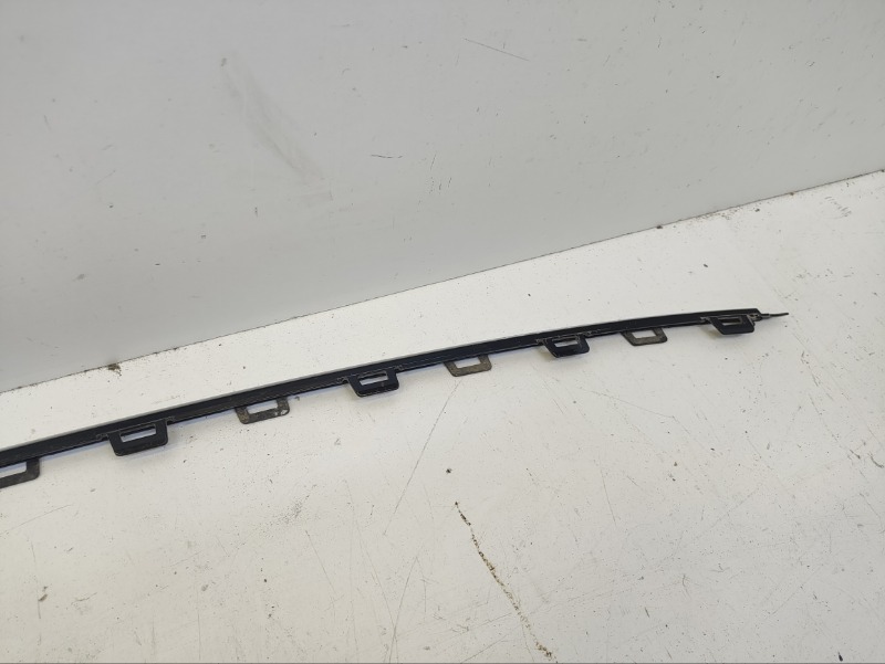 Молдинг заднего бампера