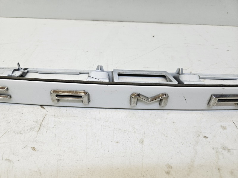 Накладка крышки багажника