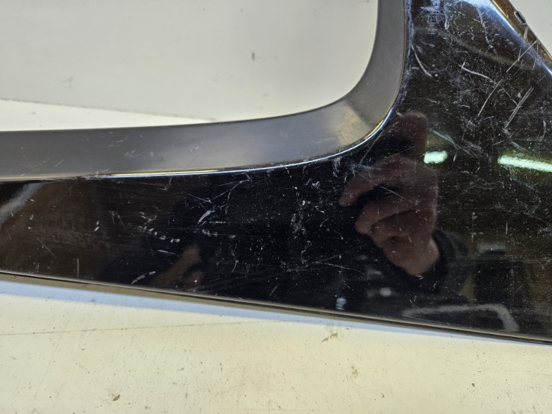 Накладка крышки багажника