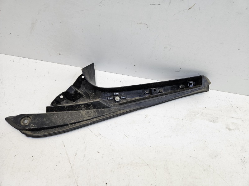 Накладка крышки багажника