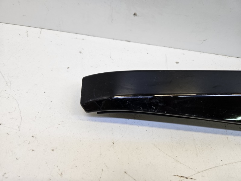 Накладка крышки багажника