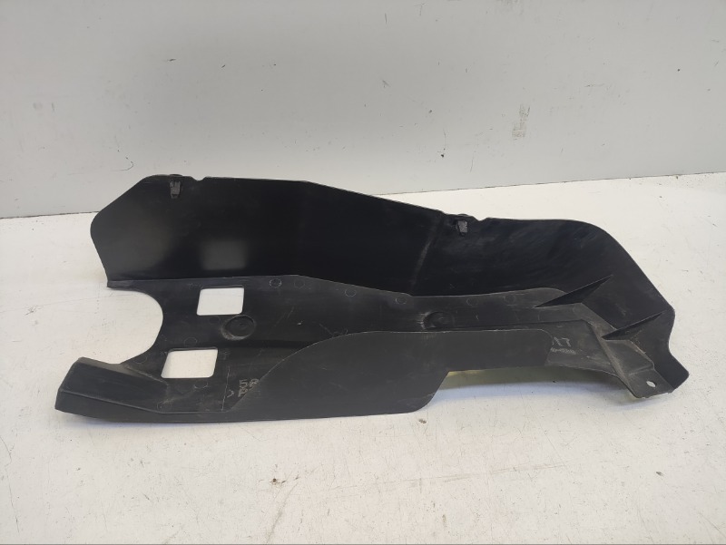 Пыльник двигателя