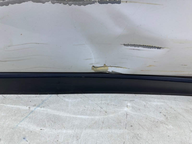 Дверь задняя правая