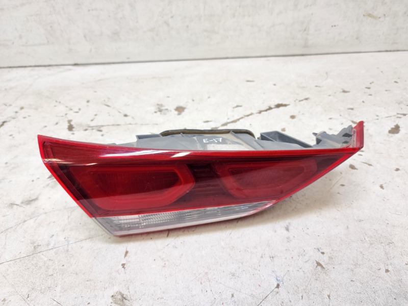 Фонарь задний левый