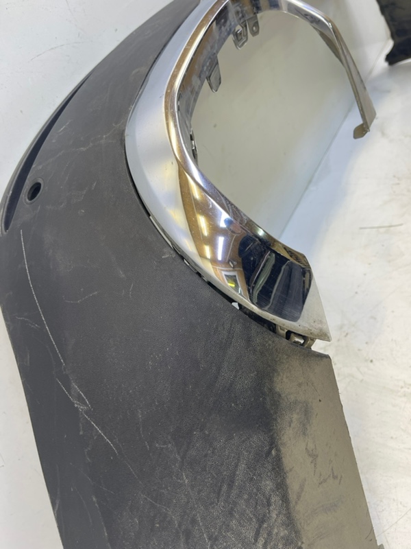 Спойлер заднего бампера