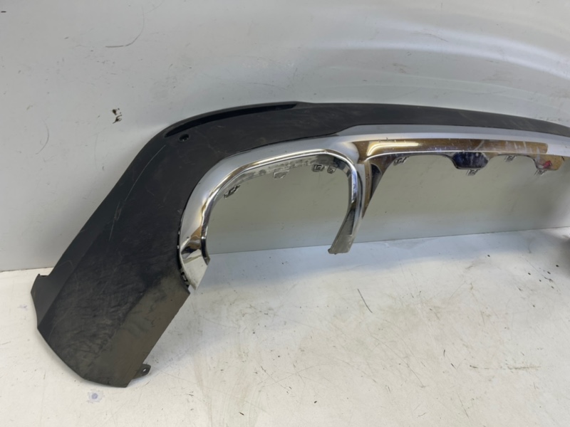 Спойлер заднего бампера