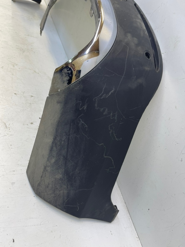 Спойлер заднего бампера