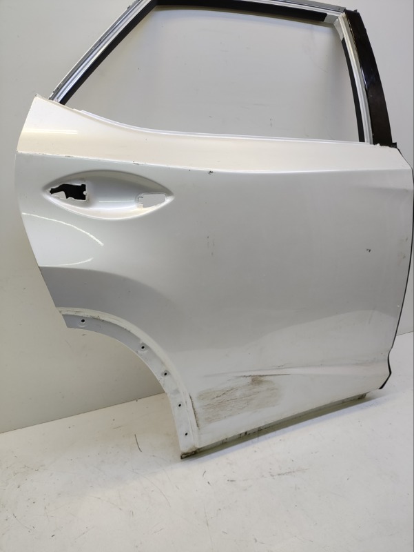 Дверь задняя правая