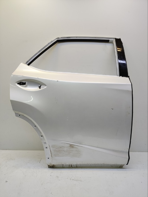 Дверь задняя правая