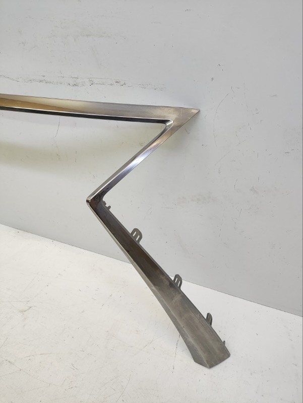 Накладка на решетку радиатора