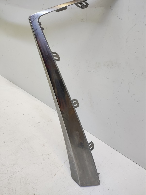 Накладка на решетку радиатора