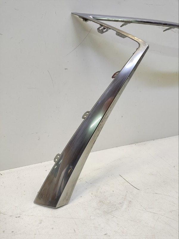 Накладка на решетку радиатора