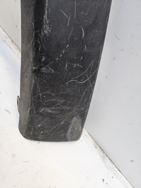 Спойлер переднего бампера