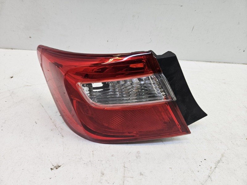 Фонарь задний левый