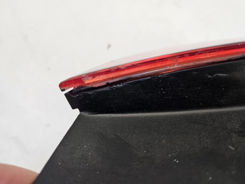 Фонарь задний левый