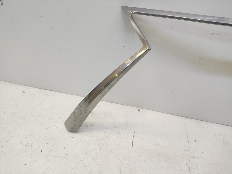 Накладка на решетку радиатора