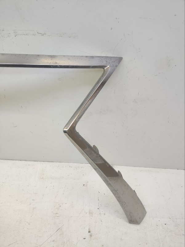 Накладка на решетку радиатора