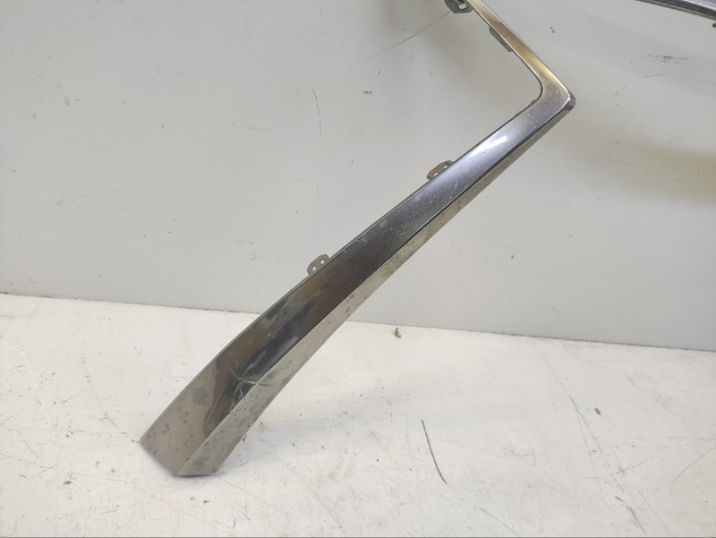 Накладка на решетку радиатора