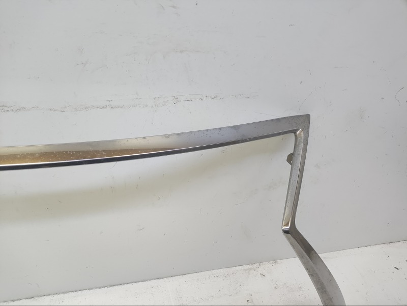 Накладка на решетку радиатора