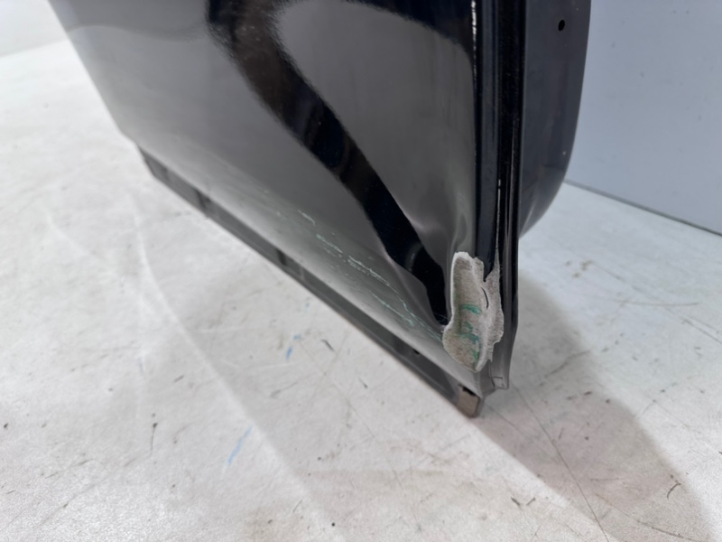 Дверь задняя правая