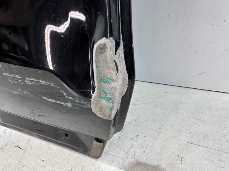 Дверь задняя правая