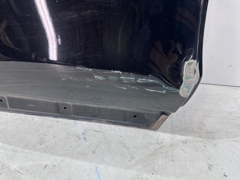 Дверь задняя правая