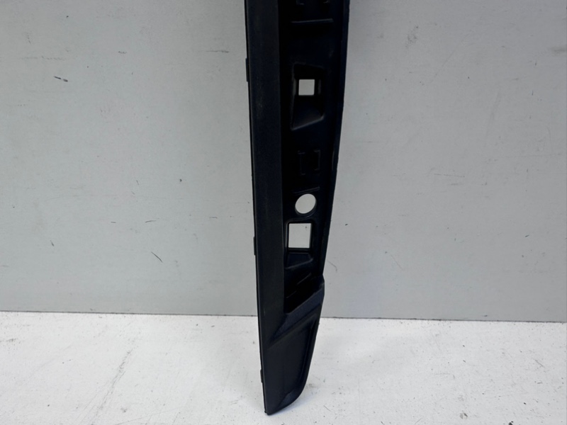 Накладка заднего бампера правая