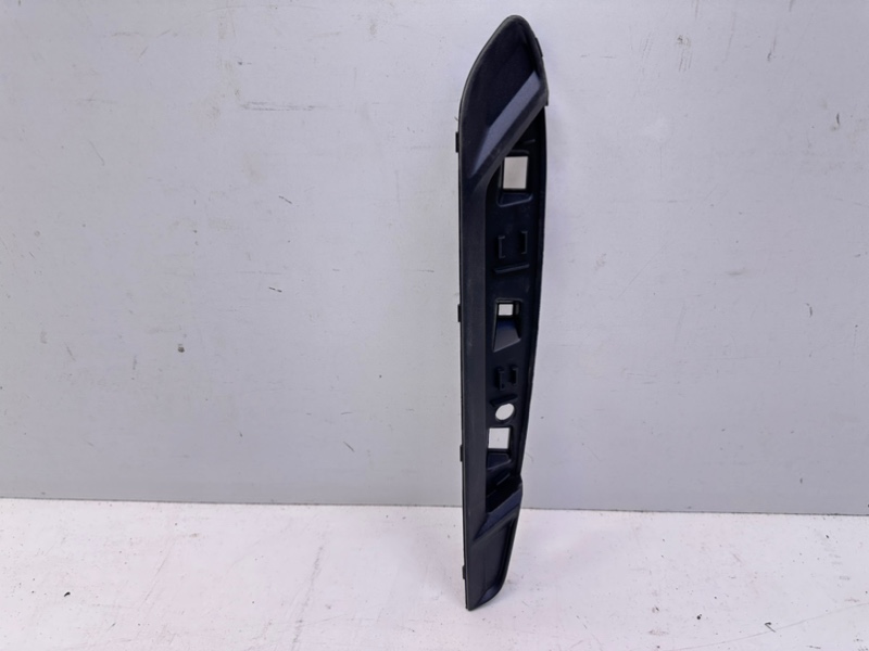 Накладка заднего бампера правая