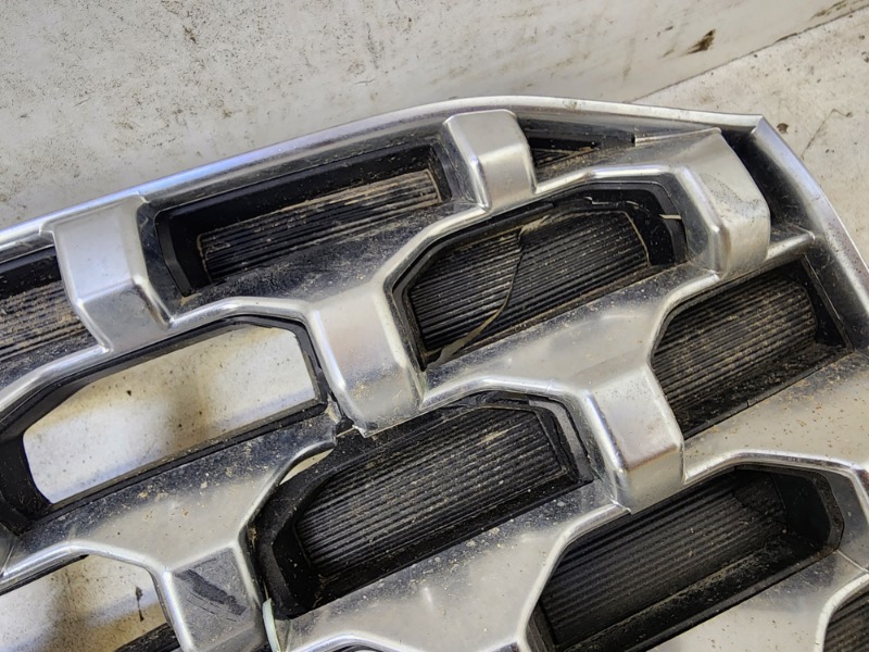 Решетка радиатора