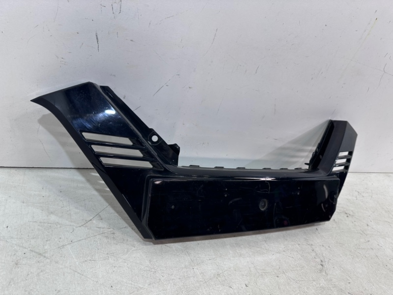 Накладка переднего бампера