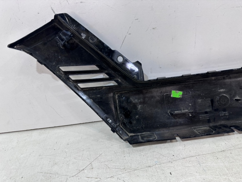 Накладка переднего бампера