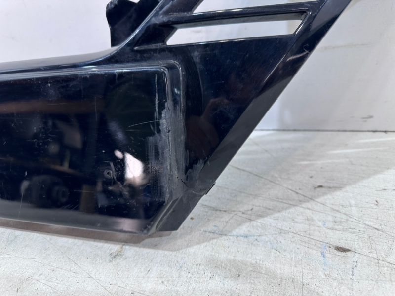 Накладка переднего бампера