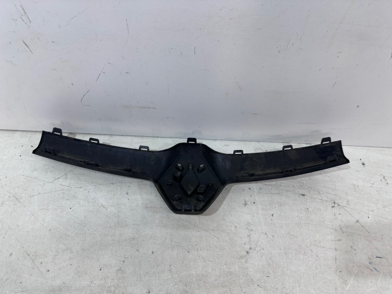 Накладка на решетку радиатора