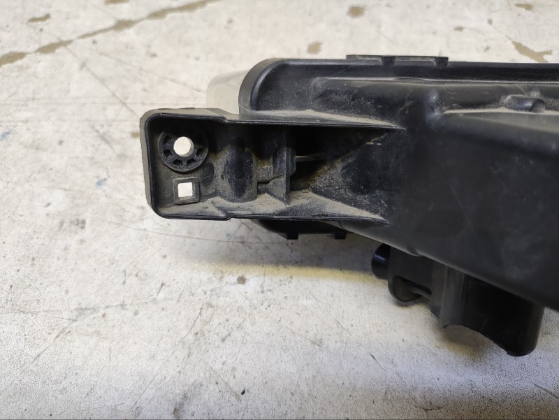 Фара противотуманная правая