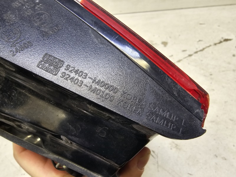 Фонарь задний левый