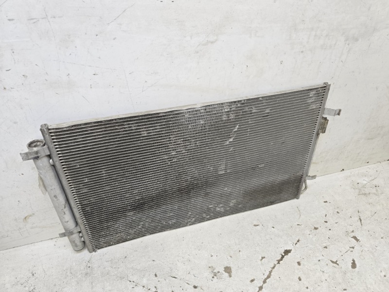 Радиатор кондиционера / конденсер