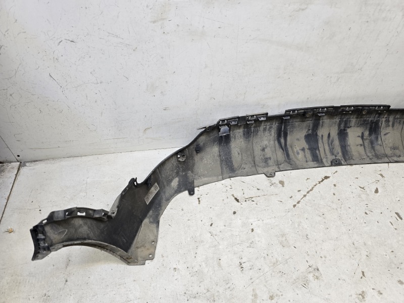 Спойлер заднего бампера