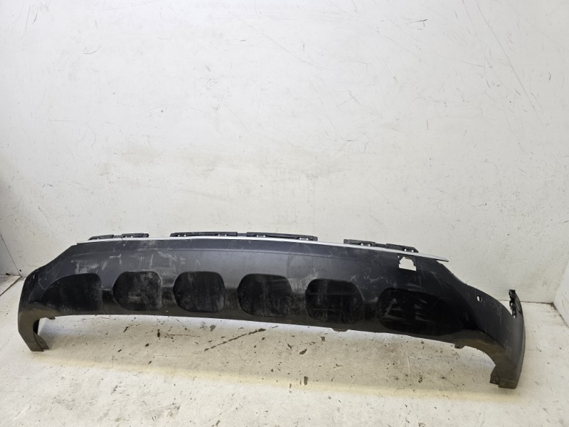 Спойлер заднего бампера