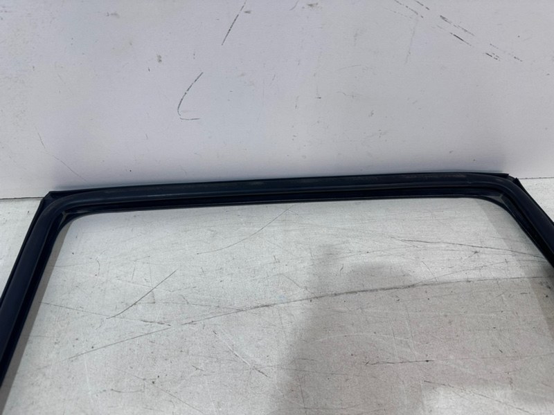 Уплотнитель двери