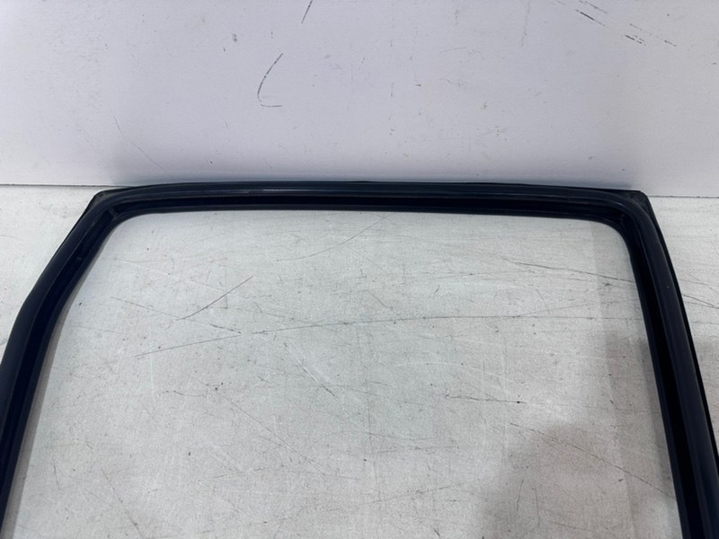 Уплотнитель двери