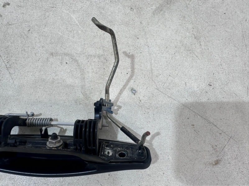 Ручка двери наружная правая