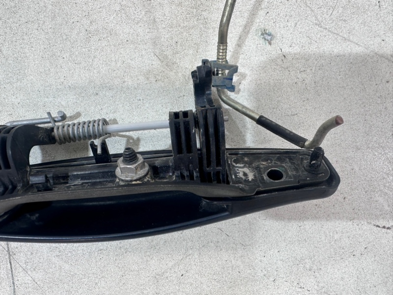 Ручка двери наружная правая