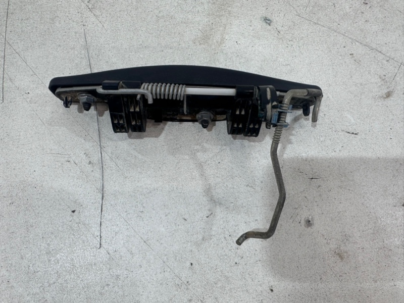 Ручка двери наружная правая