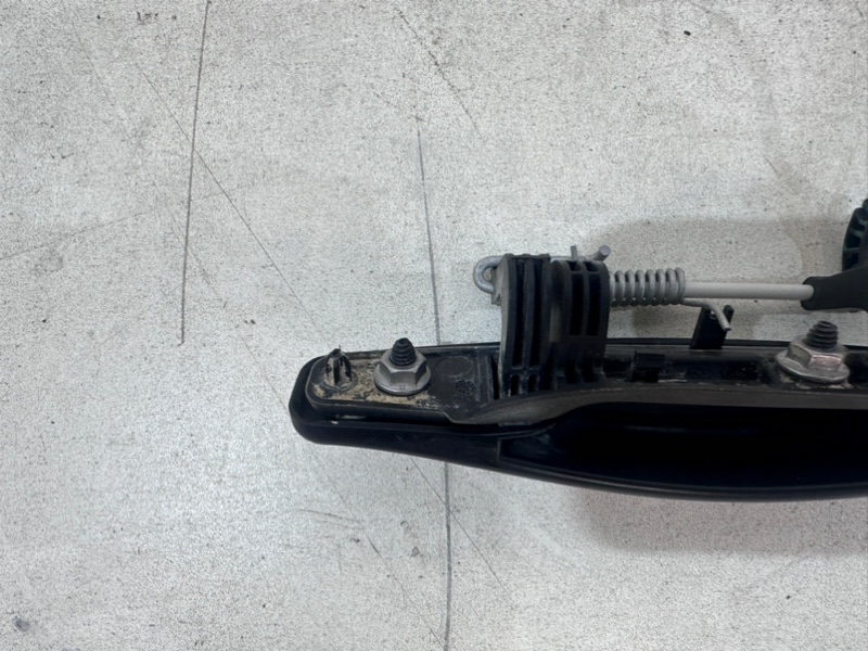 Ручка двери наружная правая