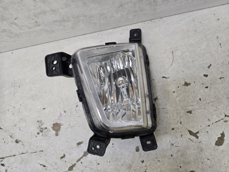 Фара противотуманная